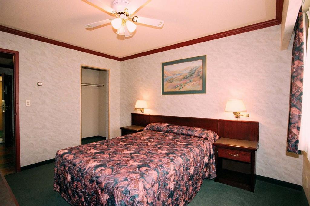 Robsonstrasse Hotel & Suites Vancouver Bilik gambar