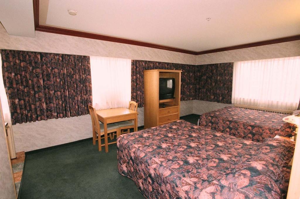Robsonstrasse Hotel & Suites Vancouver Bilik gambar